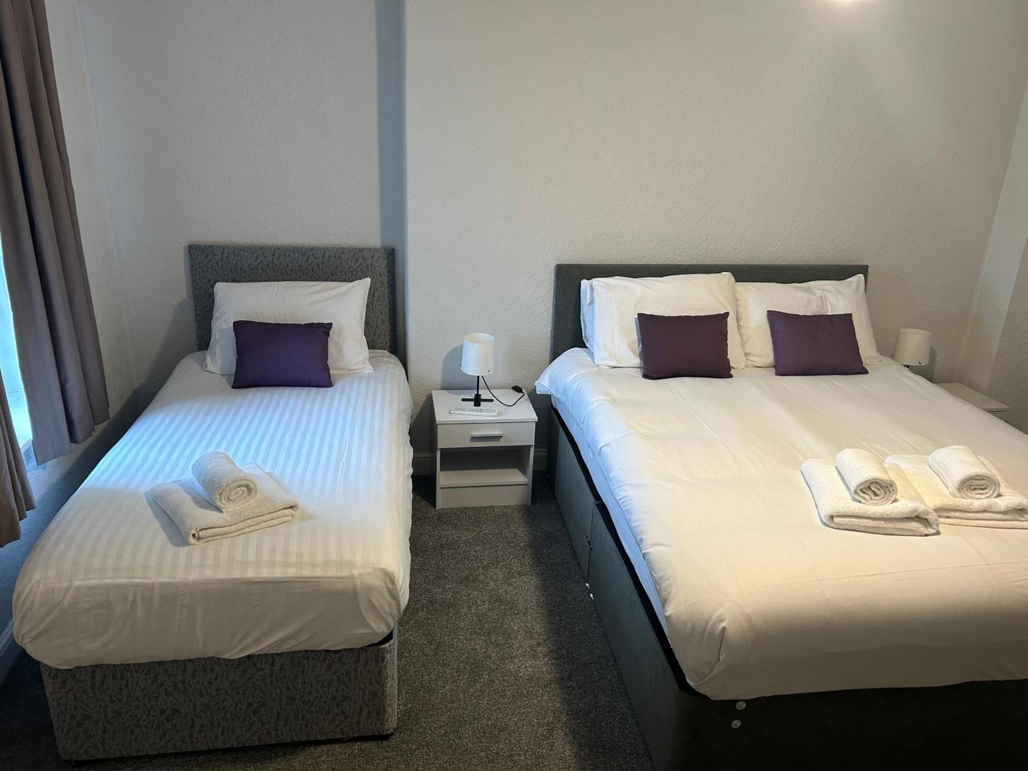 מורקמבי The Clifton Seafront Hotel מראה חיצוני תמונה